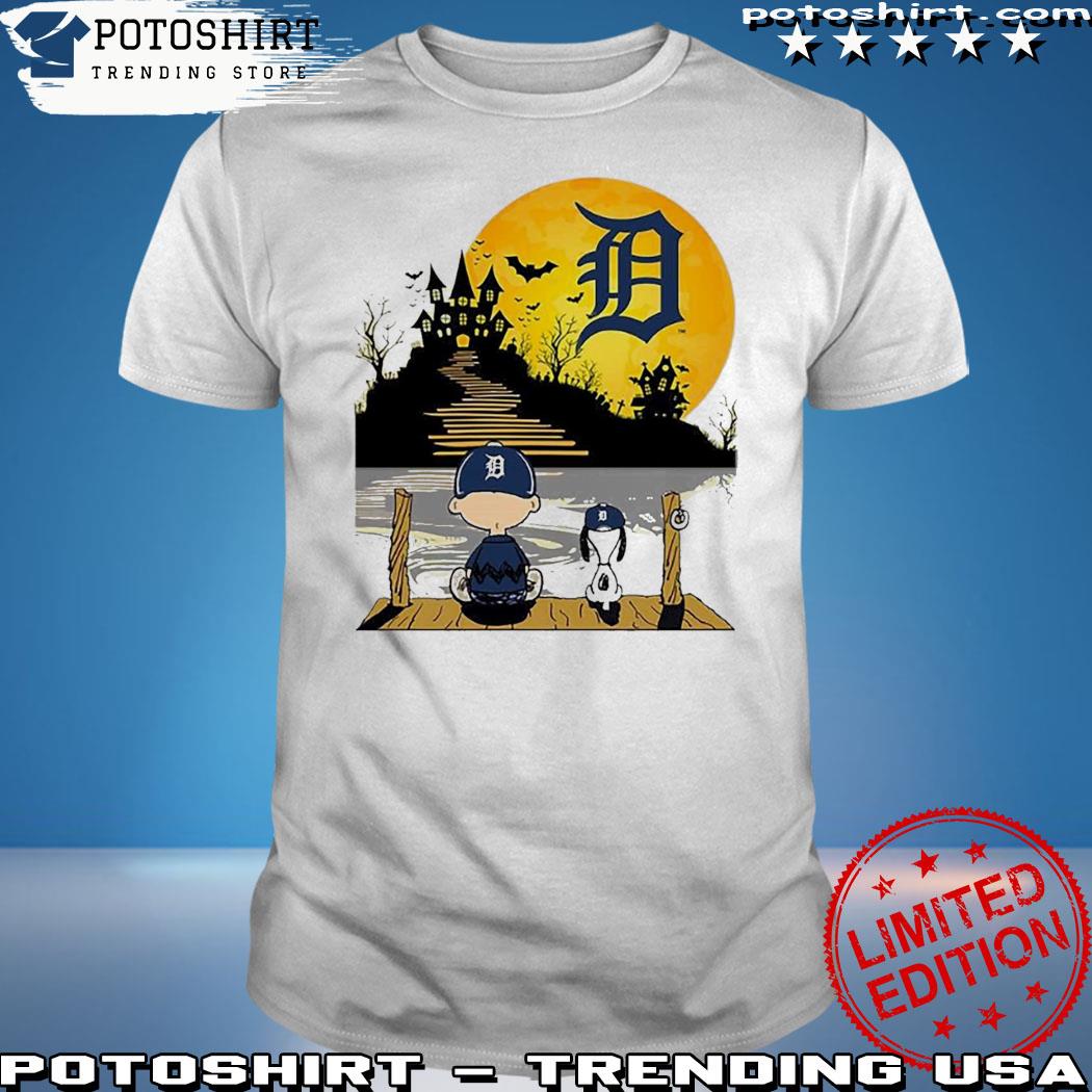 Snoopy Charlie Brown Sit Under Moon Detroit Tigers Halloween Shirt, hoodie,  longsleeve, sweatshirt, v-neck tee