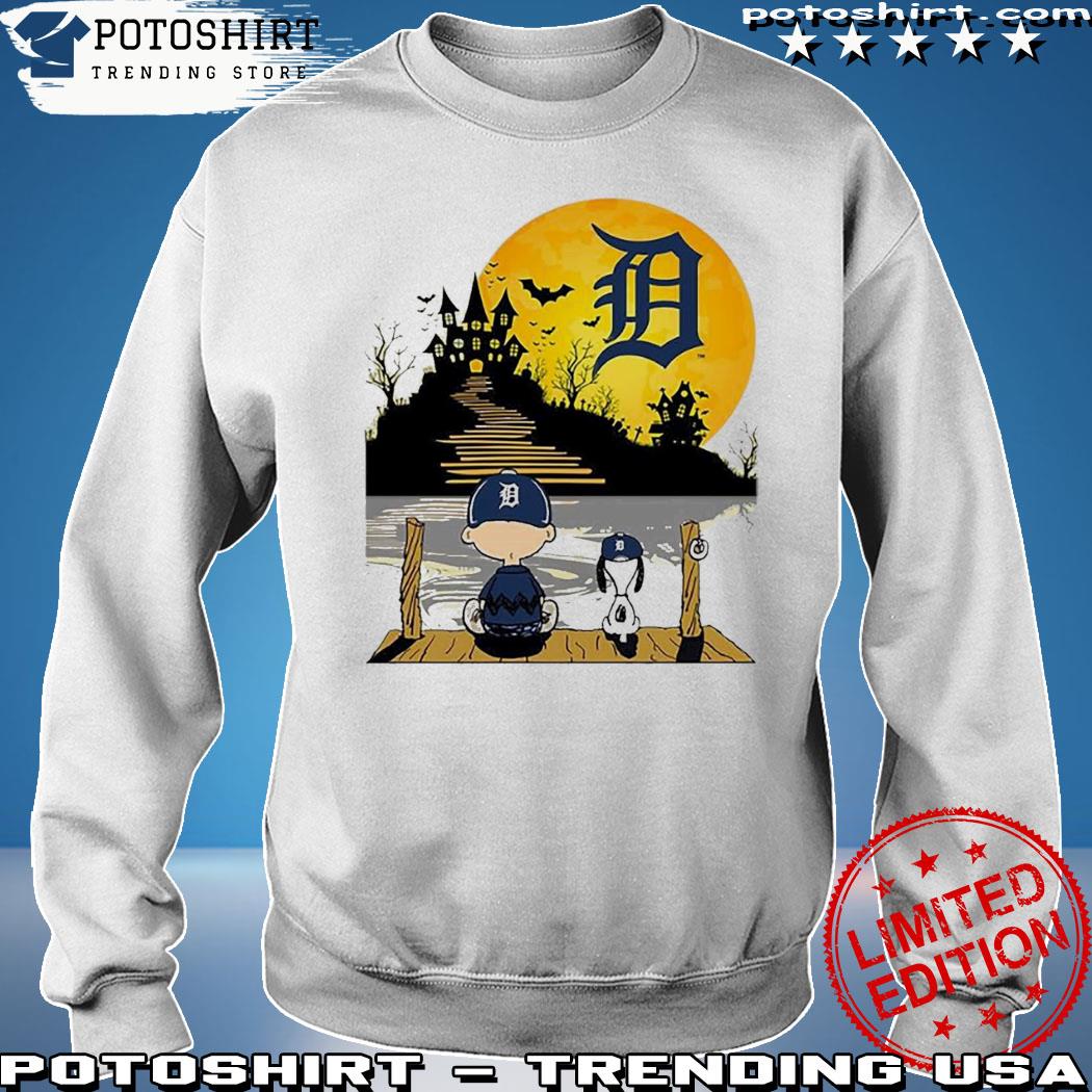 Snoopy Charlie Brown Sit Under Moon Detroit Tigers Halloween Shirt, hoodie,  longsleeve, sweatshirt, v-neck tee